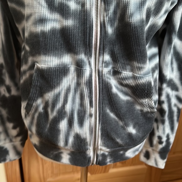 R D STYLE TYE DYE ZIPPER  HOODED SWEATSHIRT XS NWT - Picture 5 of 11